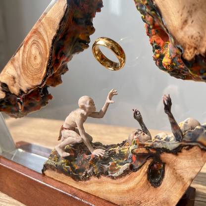 Dragon Creation - Gollum Lamp